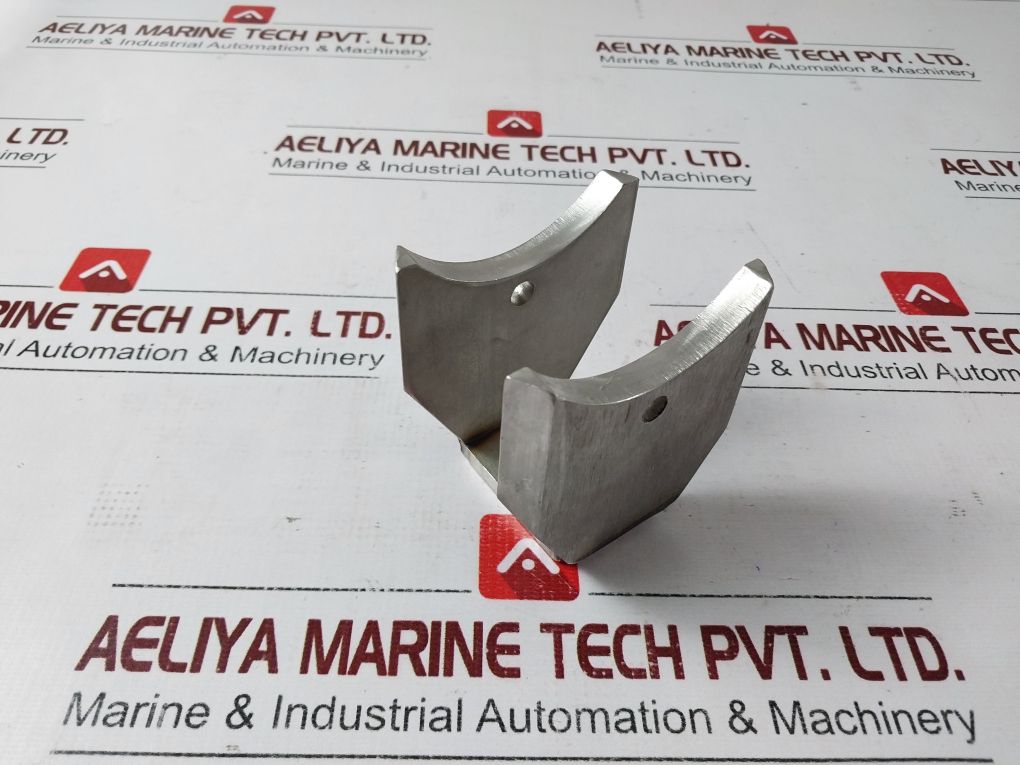 Cameron 330270-01 Retainer Plate 