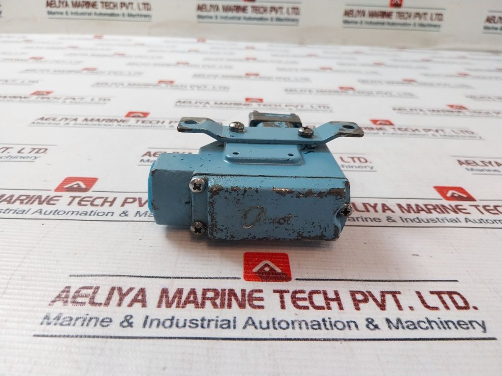 Camot Controls 8252B1Akv3 Pressure Switch 75-psi