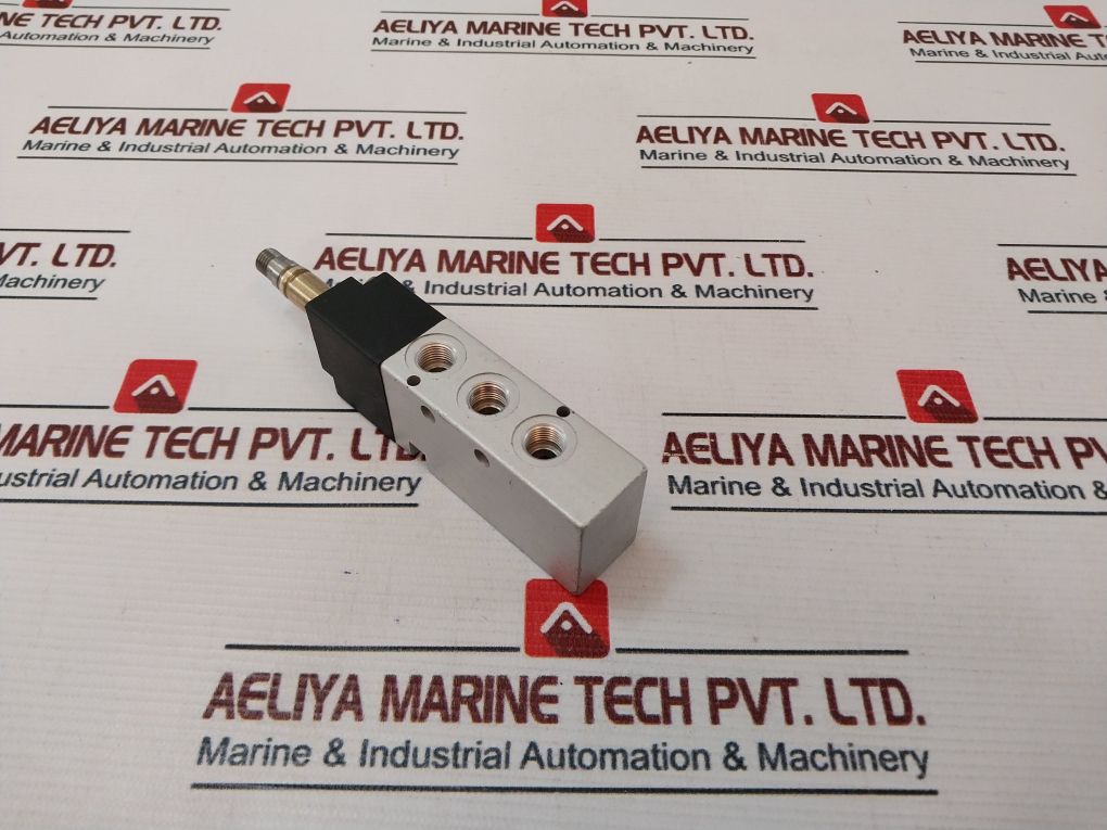 Camozzi 358-015-02 Single Solenoid Valve 10 Bar