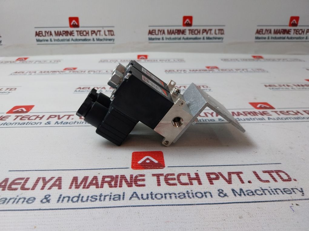 Camozzi 638M-101 Solenoid Valve