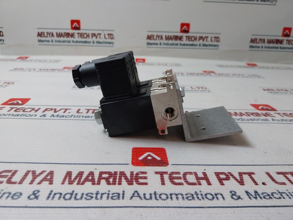 Camozzi 638M-101 Solenoid Valve