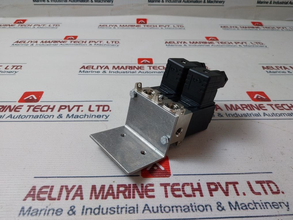 Camozzi 638M-101 Solenoid Valve