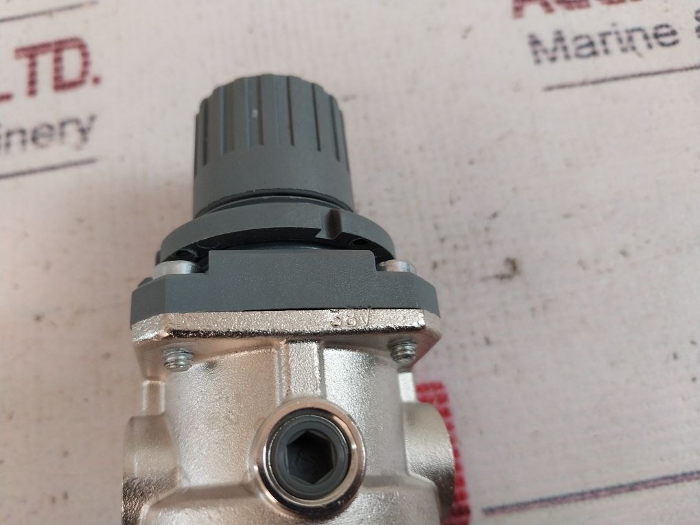 Camozzi N208-d10 Filter Regulator 38V