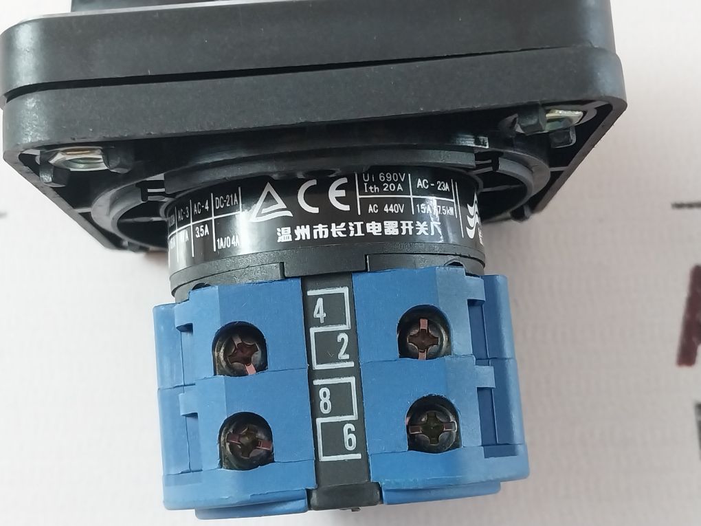 Cansen Lw26-20 Wenzhou Changjiang Electric Switch Ip20 50Hz