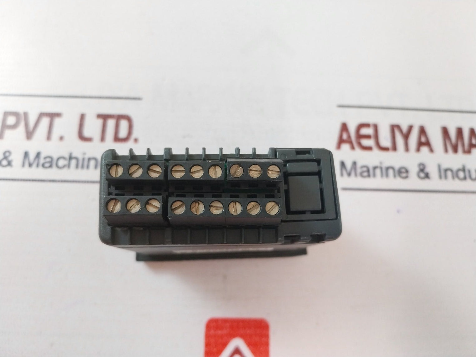 Carel Ir32Z00000 Temperature Controller 12-24V