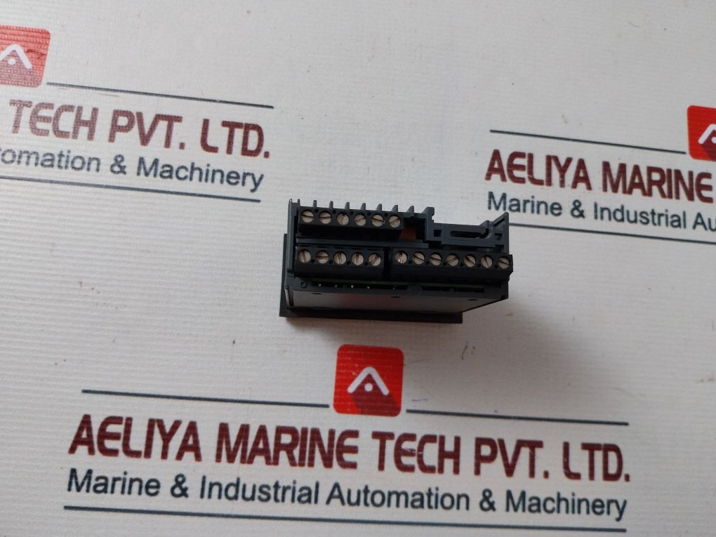 Carel Ir33C0Ln00 Temperature Controller 250V 12A