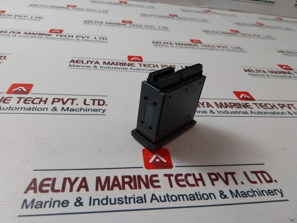 Carel Ir33C0Ln00 Temperature Controller 250V 12A