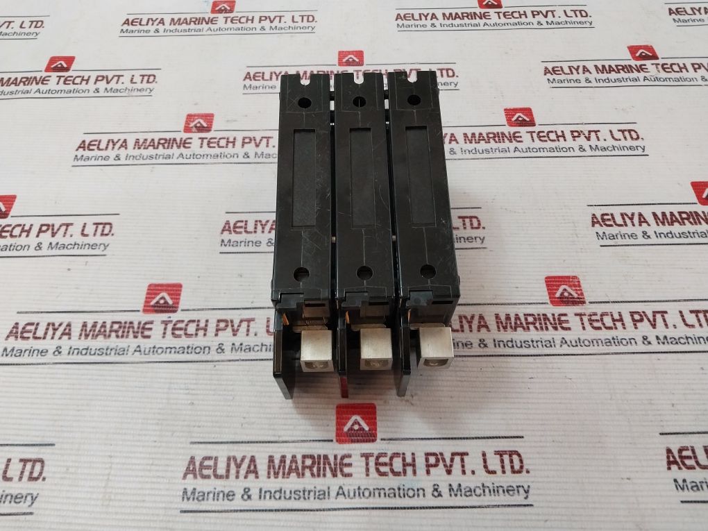 Carling Technologies Ea3-x0-01-918-32C-hb Circuit Breaker 480V 50A