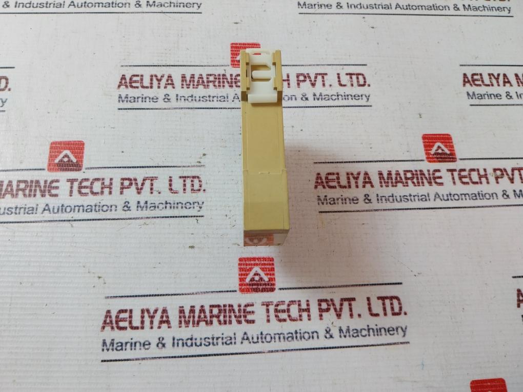 Carlo Gavazzi Dmb51Cm24 Multifunction Timer 24-240 Vac 50-60 Hz