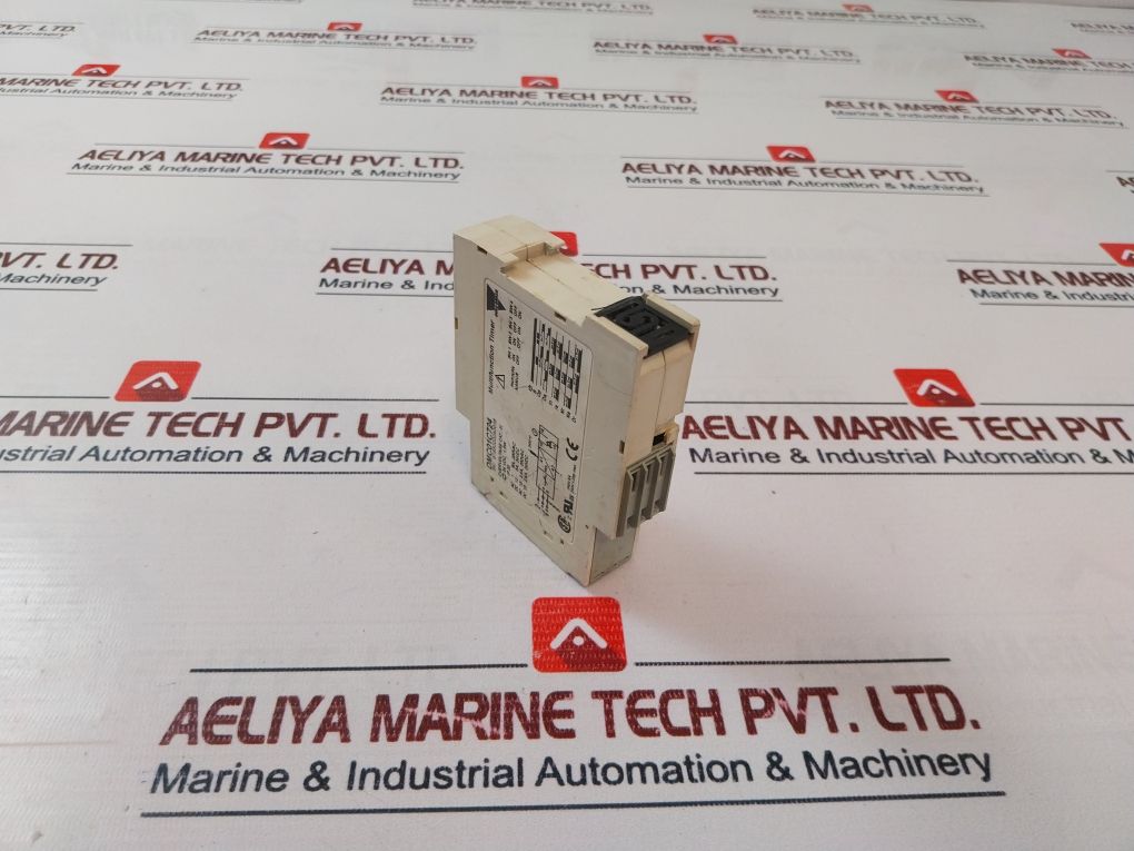 Carlo Gavazzi Dmc01C724 Multifunction Timer 24 Vdc 1,5W