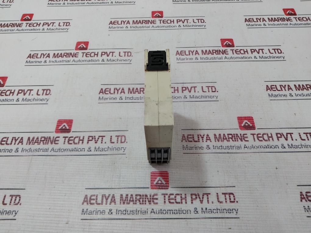 Carlo Gavazzi Dub01Cb4810V Voltage Level Relay Ip20 240V