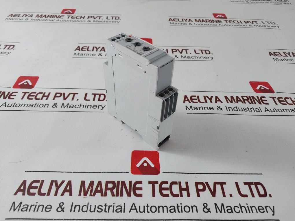 Carlo Gavazzi Dub02Ct23 Voltage Level Relay