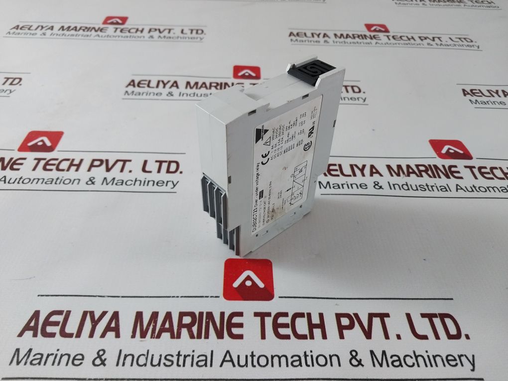 Carlo Gavazzi Dub02Ct23 Voltage Level Relay