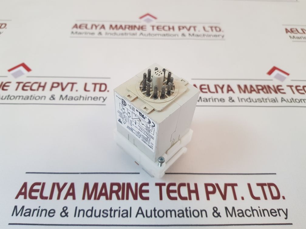 Carlo Gavazzi Fmb01Dw24 Multifunction Timer 12-240Vdc, 1.5W
