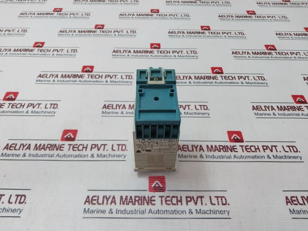 Carlo Gavazzi Fmb01Dw24 Multifunction Timer With Base 0.2 To 12 Sec