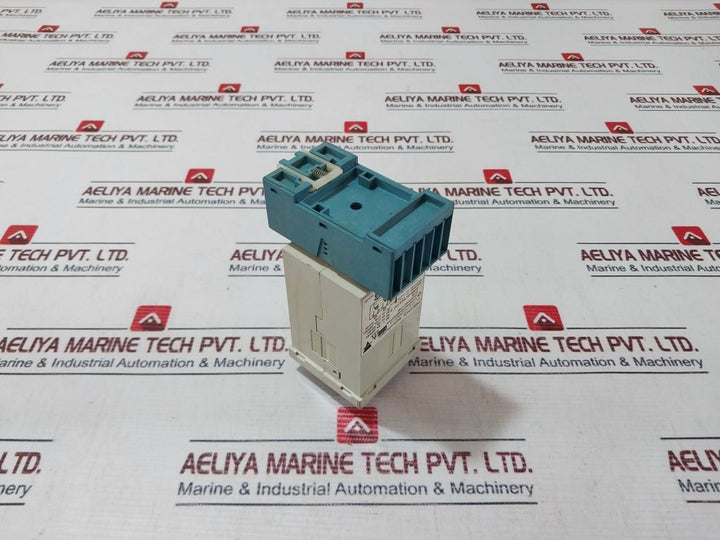 Carlo Gavazzi Fmb01Dw24 Multifunction Timer With Base 0.2 To 12 Sec