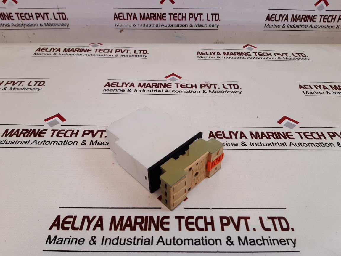 Carlo Gavazzi Pmc01D230 Multifunction Timer With Base