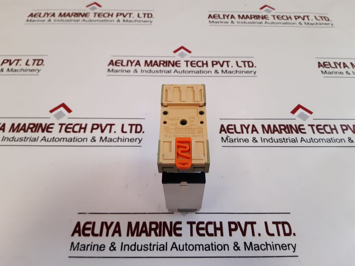 Carlo Gavazzi Pmc01D230 Multifunction Timer With Base