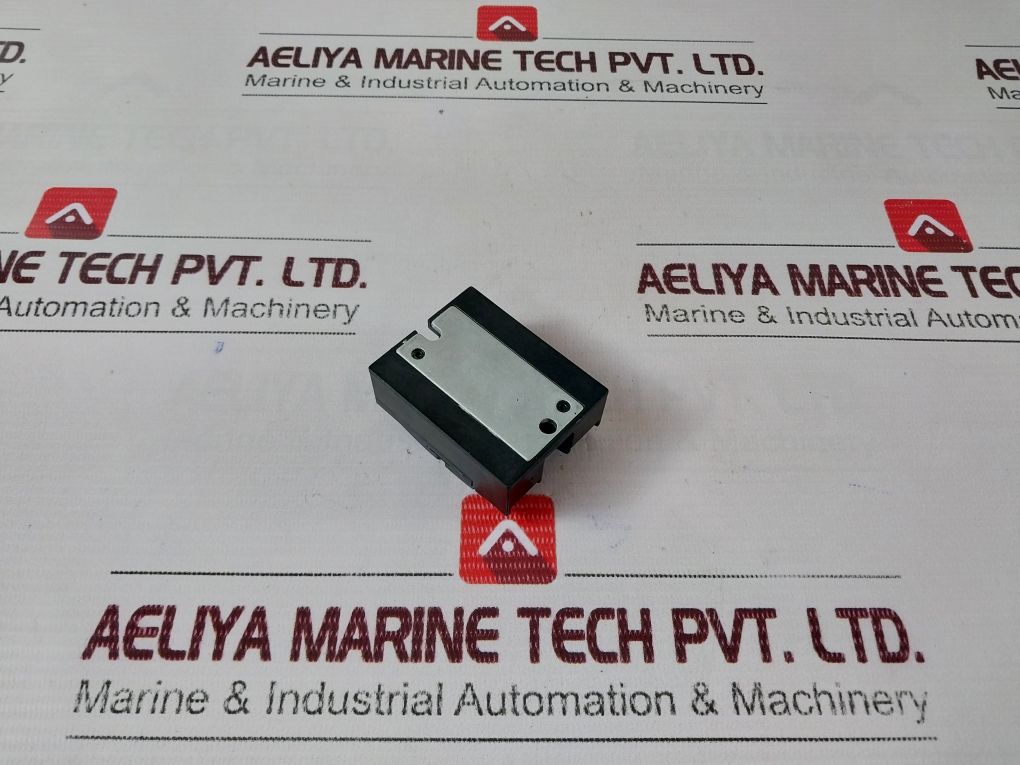 Carlo Gavazzi Rm1A48D25 Relay 4-32V