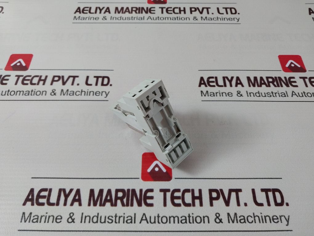 Carlo Gavazzi Rmi A 4 5 Relay With Zmi4Na Socket