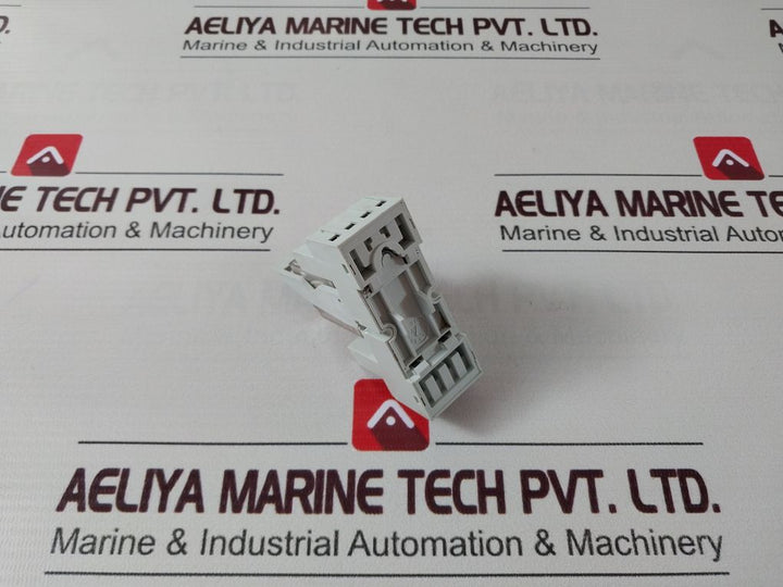Carlo Gavazzi Rmi A 4 5 Relay With Zmi4Na Socket