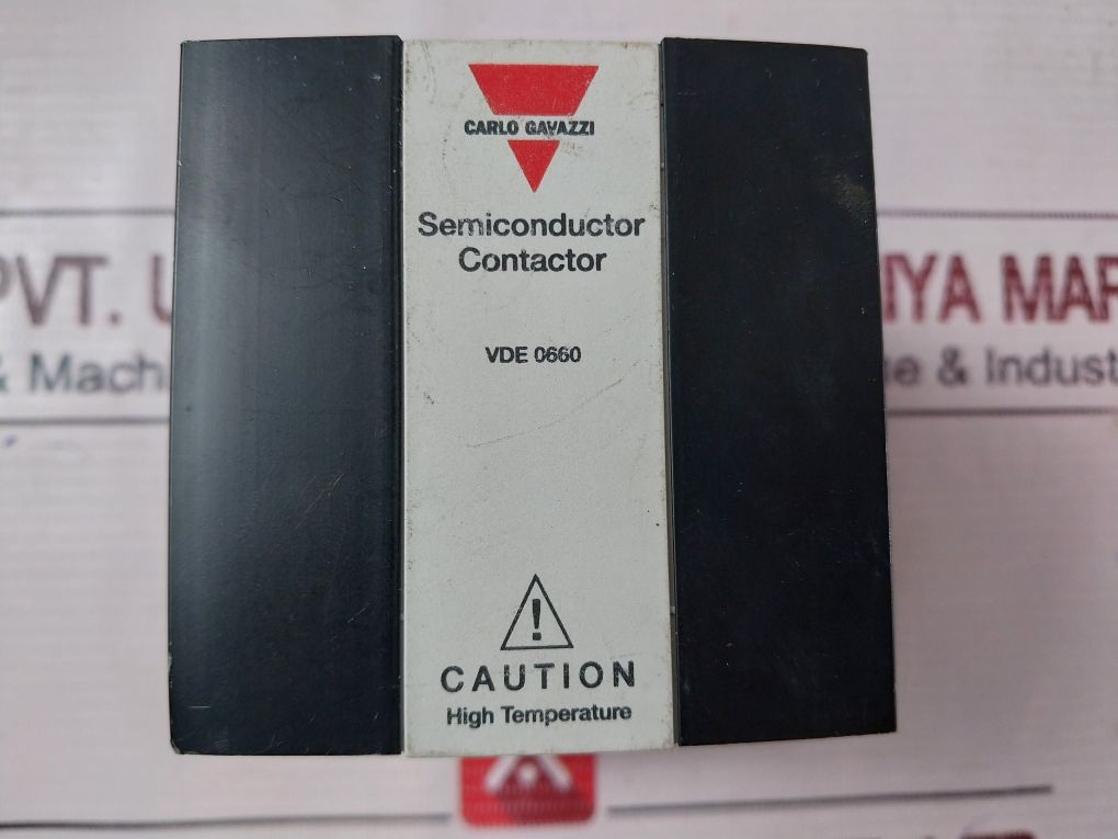 Carlo Gavazzi Rn2F48V50 Solid State Relay 50Amp 0-10