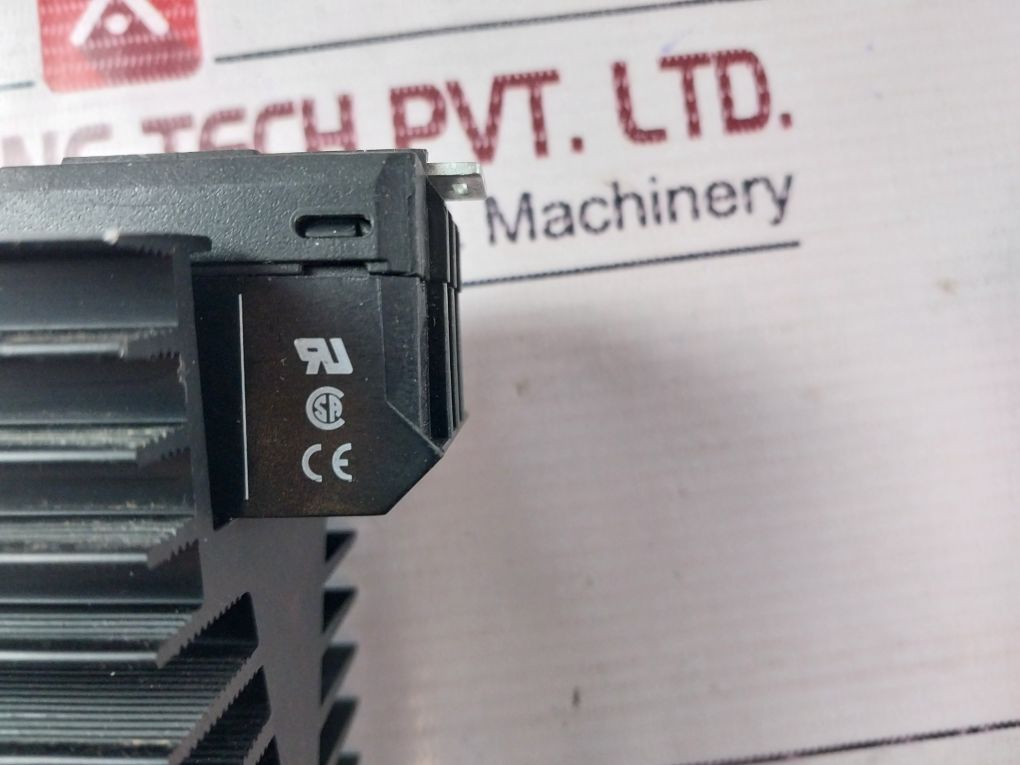 Carlo Gavazzi Rn2F48V50 Solid State Relay 50Amp 0-10