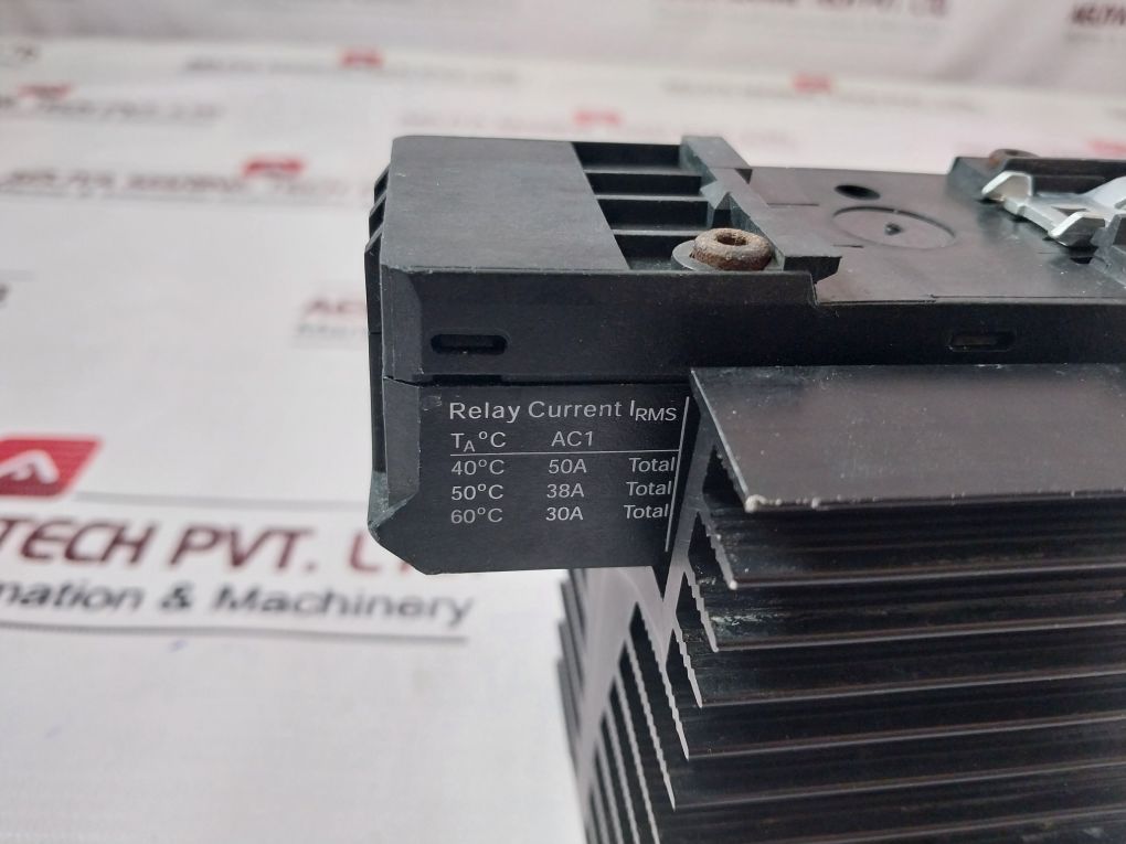 Carlo Gavazzi Rn2F48V50 Solid State Relay 50Amp 0-10