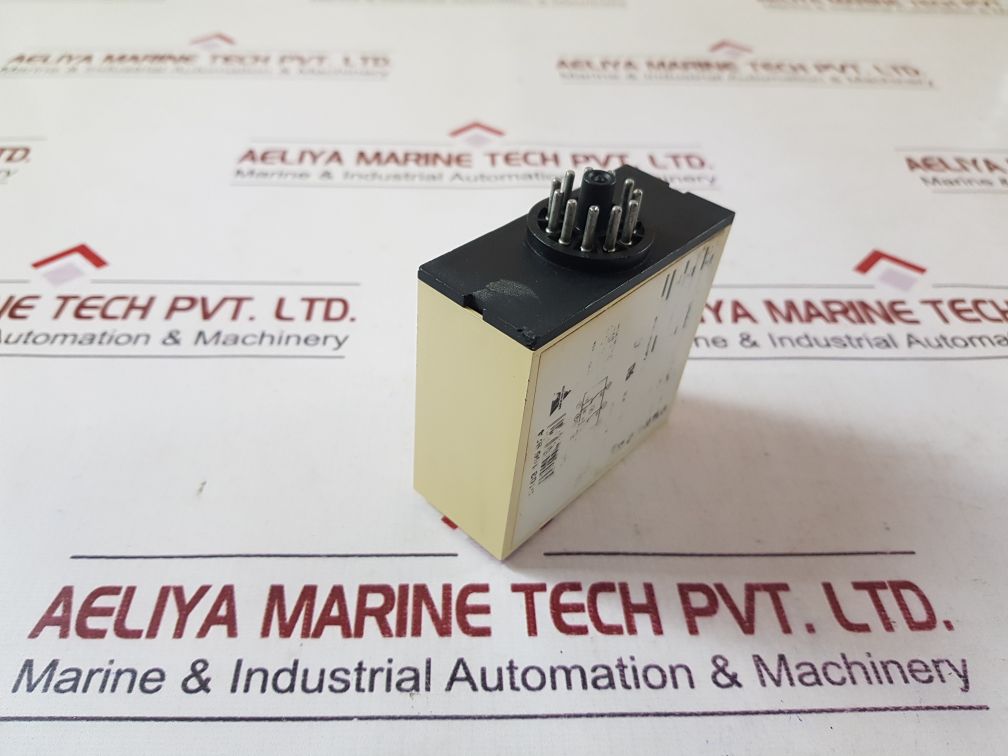 Carlo gavazzi s103 166 924 timer