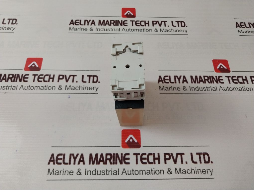 Carlo Gavazzi S105 156 924 Time Relay 