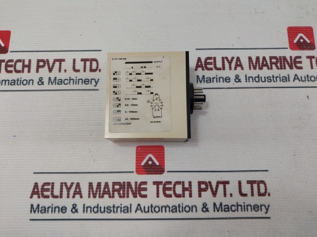 Carlo Gavazzi S 111 166 024 Plug-in Timer