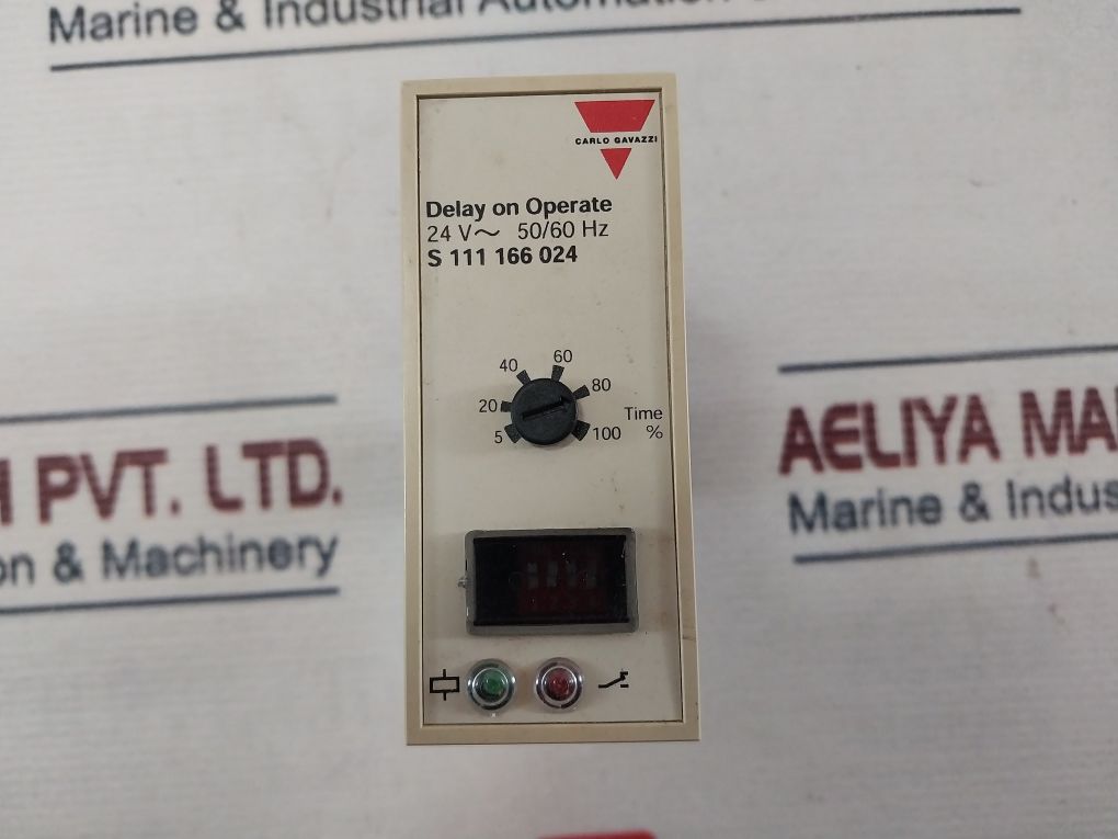 Carlo Gavazzi S 111 166 024 Plug-in Timer