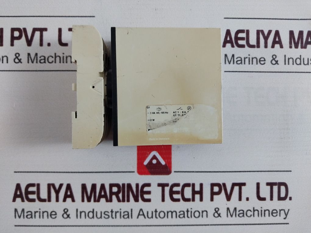 Carlo Gavazzi S 112 166 724 Interval Timer External Start