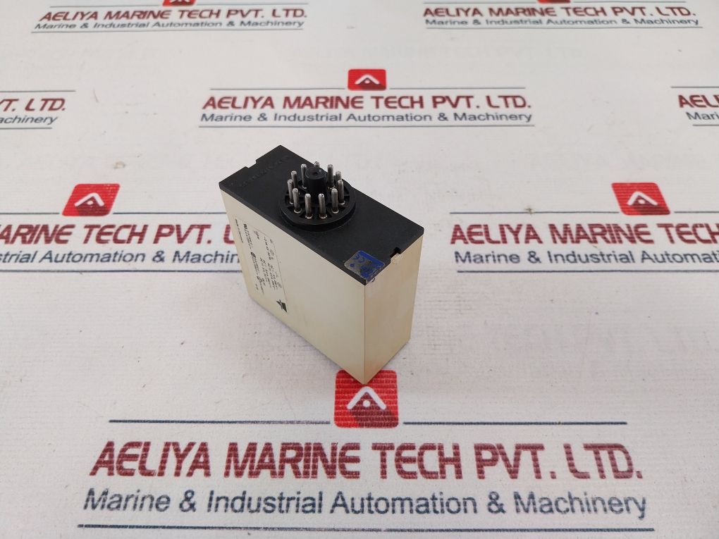 Carlo Gavazzi S 114 166 230 Interval Timer 230V~ 50/60 Hz