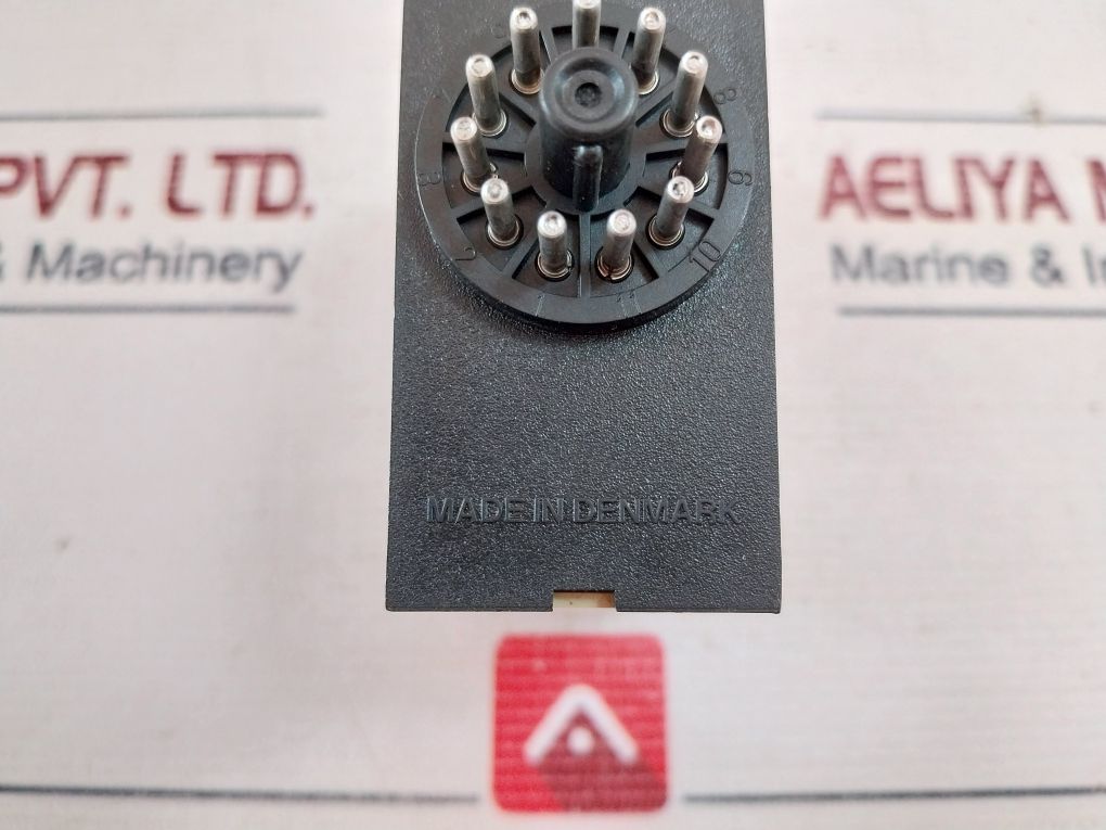 Carlo Gavazzi S 114 166 230 Interval Timer 230V~ 50/60 Hz