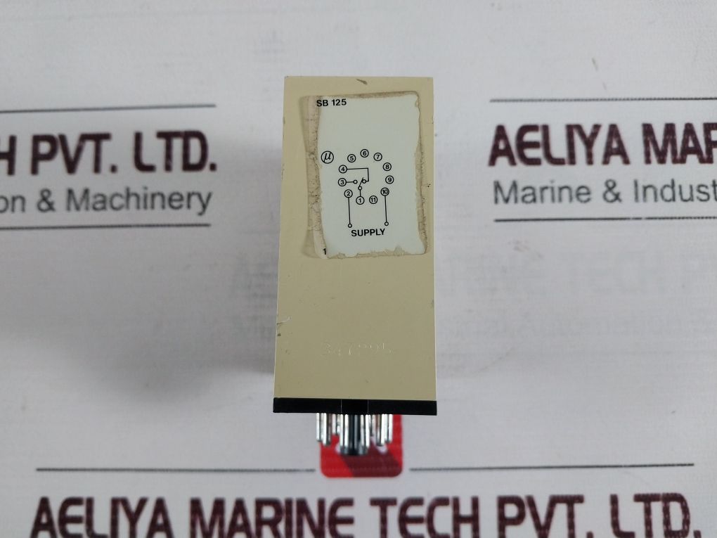 Carlo Gavazzi Sb 125 230 Delay On Release With Base