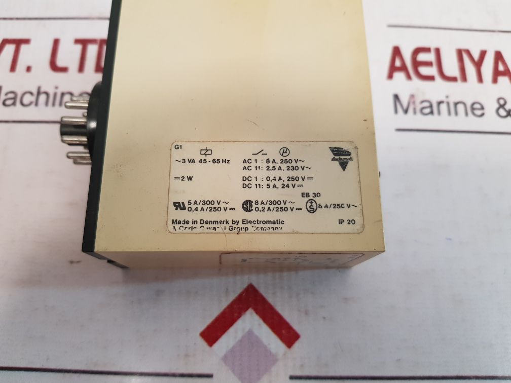 Carlo Gavazzi Sb 135 230 Delay On Release