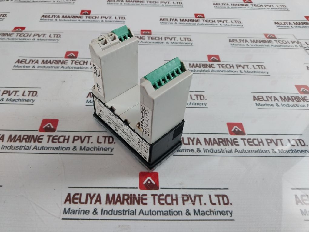 Carlo Gavazzi Udm35 Digital Panel Meter 110V - 240V 50/60Hz