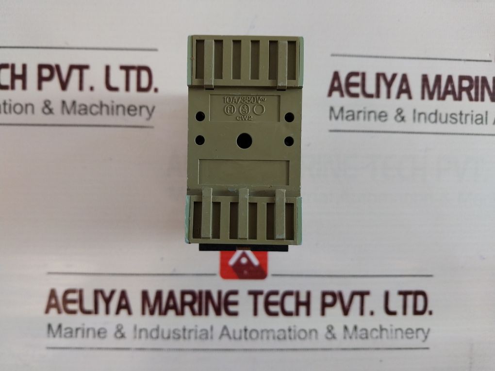 Carlo Gavazzi Sm 25 Voltage Level Relay 2-20V With Base