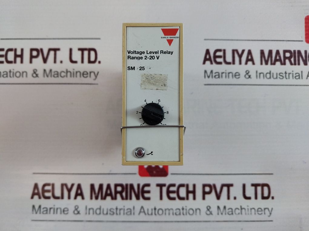 Carlo Gavazzi Sm 25 Voltage Level Relay 2-20V With Base