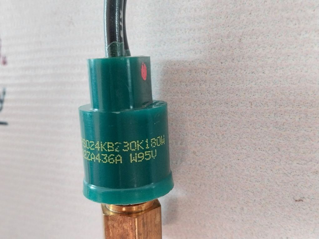 Carrier Hk02Za436A Pressure Switch