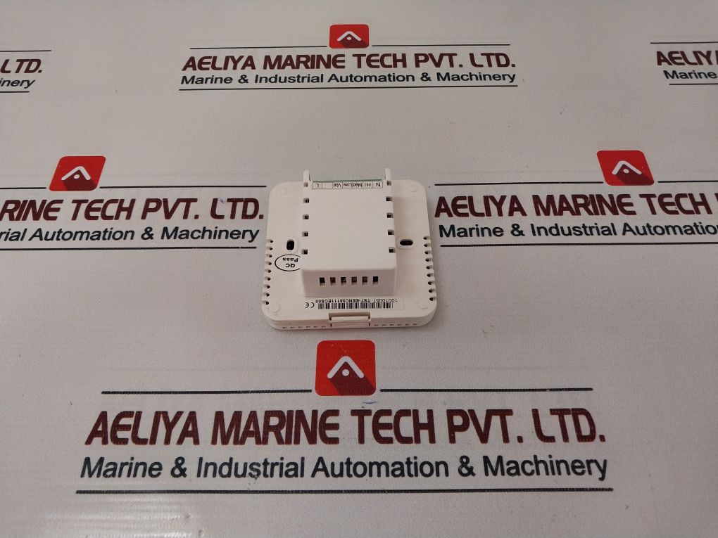 Carrier Tst-eenc06111Ecs00 Electronic Temperature Controller 50/60Hz