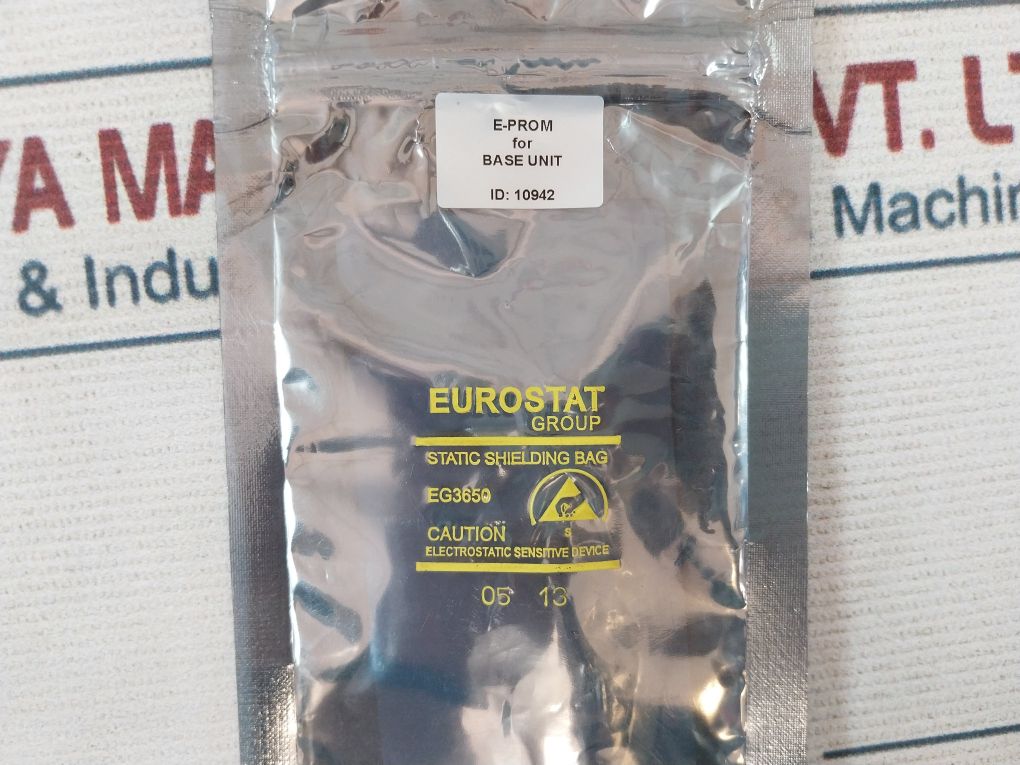 Cavotec M5-1080-3600 Charger(Without Battery) Set