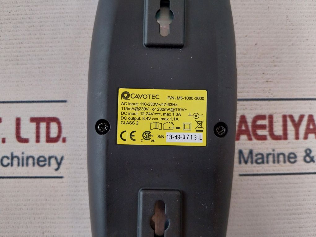 Cavotec M5-1080-3600 Charger(Without Battery) Set