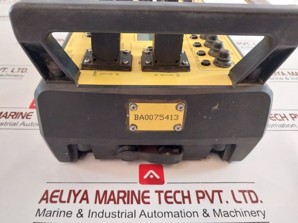 Cavotec Mc-3300-ex Remote Control Unit 434 175 Mhz