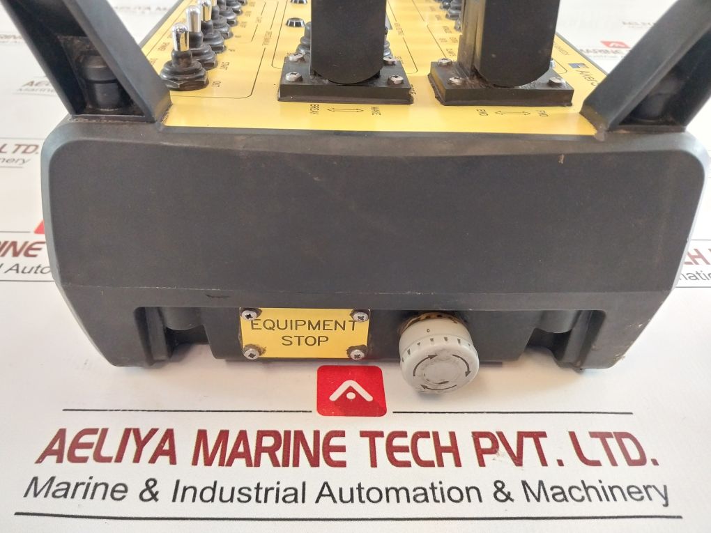 Cavotec Mc-3300-ex Remote Control Unit 434 175 Mhz