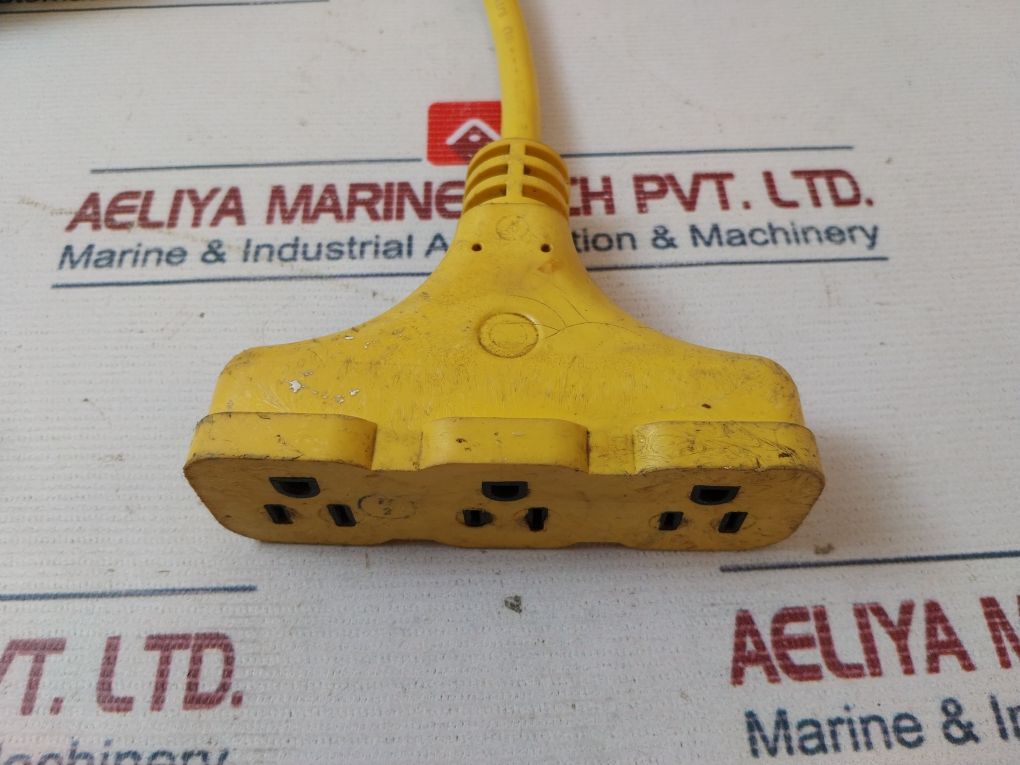 Cci 02841 Portable Ground Fault Circuit Interrupter E132534 1800W