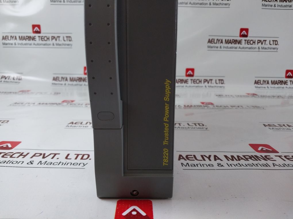 Cci/Ics Triplex T8220 Trusted Power Supply 750121 (10-0218-01)