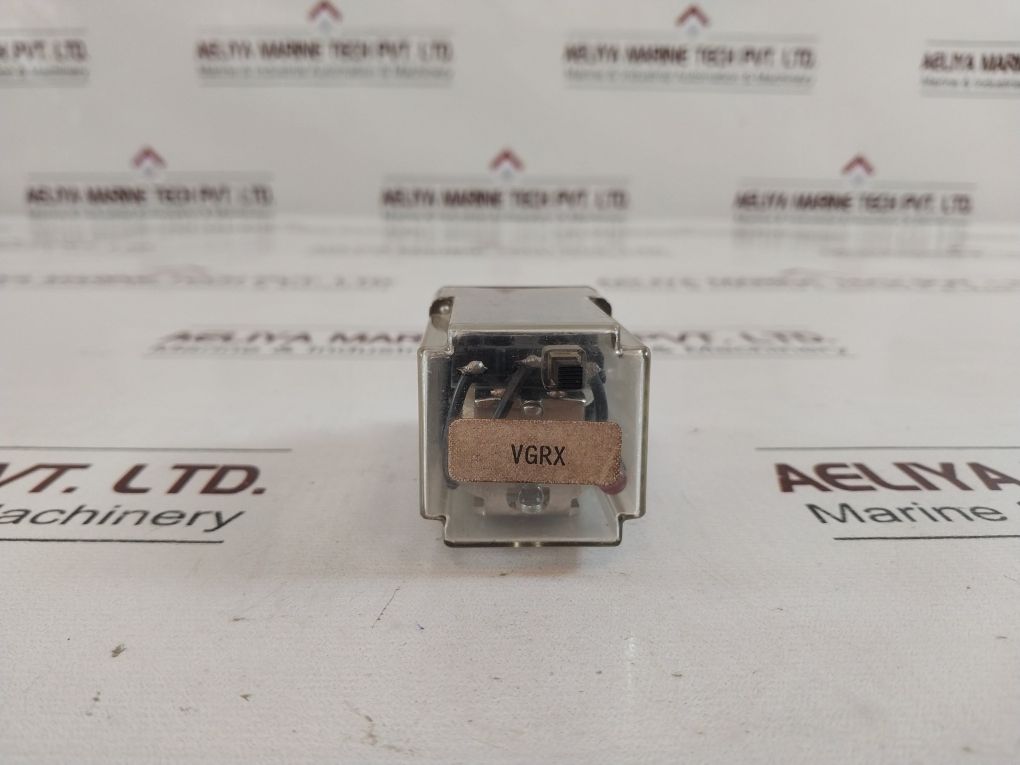 Cde 393D10-21 Relay 600 Ohms 28 Vdc