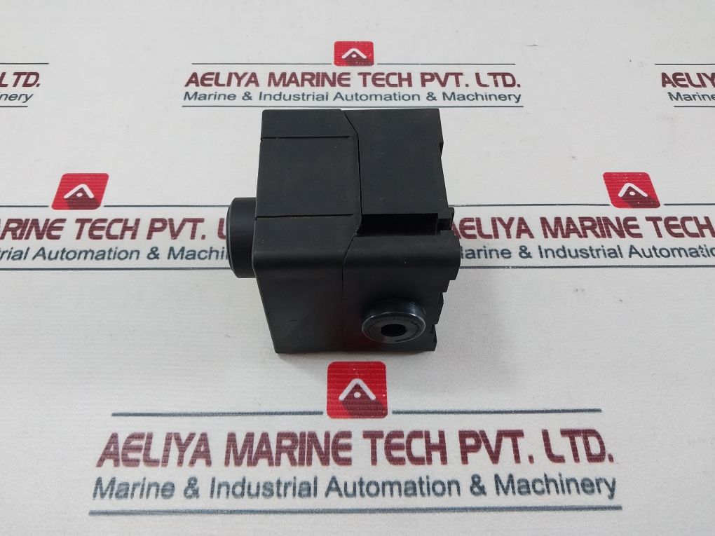 Ceag Ghg4118100R0002 Control Station/Emergency Stop Switch